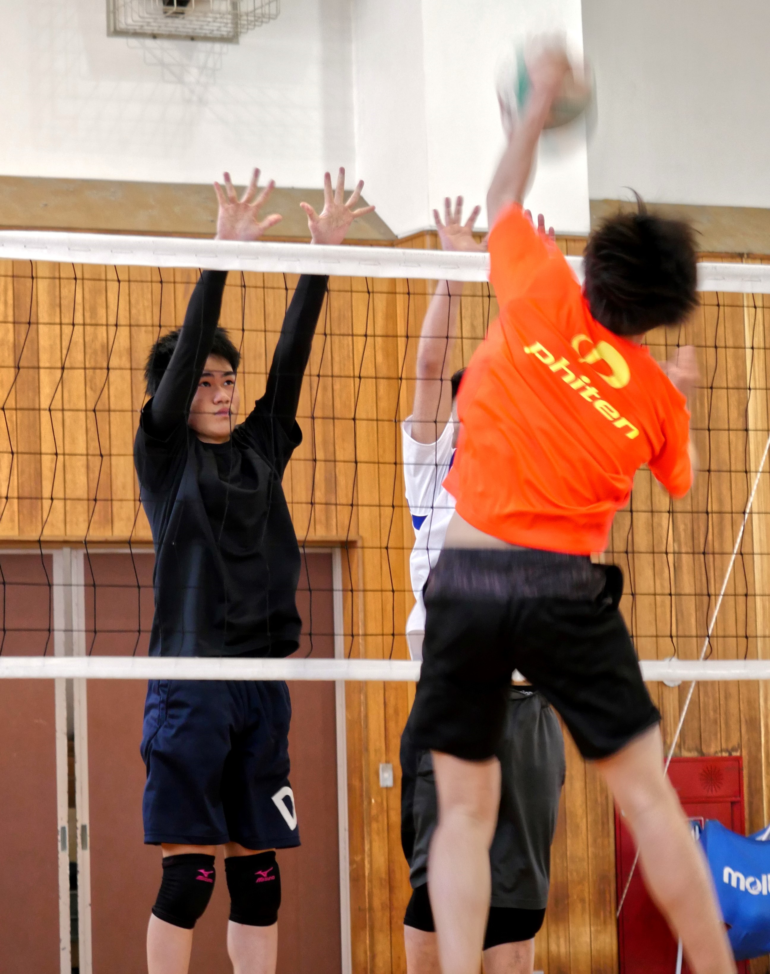 男子バレーボール部 名古屋経済大学 市邨高等学校 市邨中学校