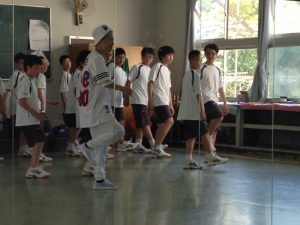 待ってました 今年も中学校ダンス特別授業の開始です 名古屋経済大学 市邨高等学校 市邨中学校